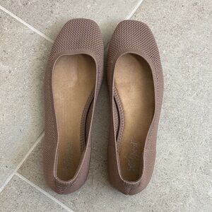 Women's Brown Knit Flats